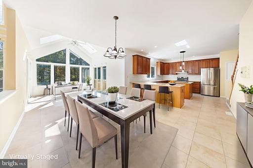 1007 NORFOLK DRIVE - Photo 1