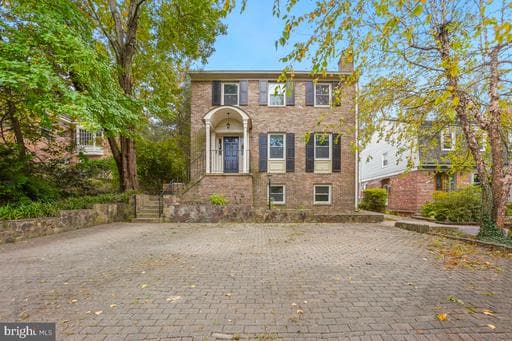 6871 CHURCHILL ROAD - Photo 1