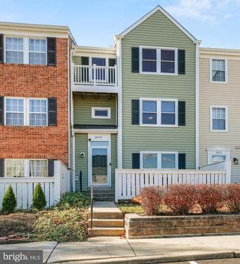 20113 LOCUSTDALE DRIVE 304 - Photo 1