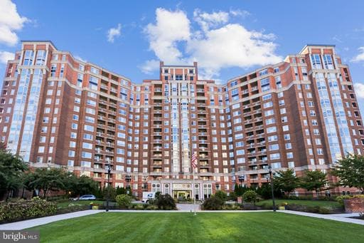 5809 NICHOLSON LN #13,ROCKVILLE,MD,20852,MONTGOMERY - Photo 1