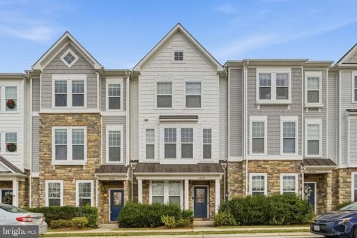 42396 BENFOLD SQUARE - Photo 1