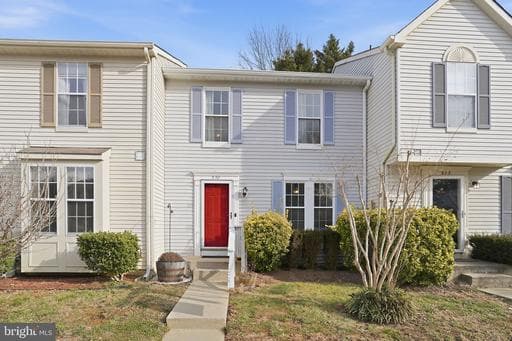 570 QUAKER RIDGE COURT - Photo 1