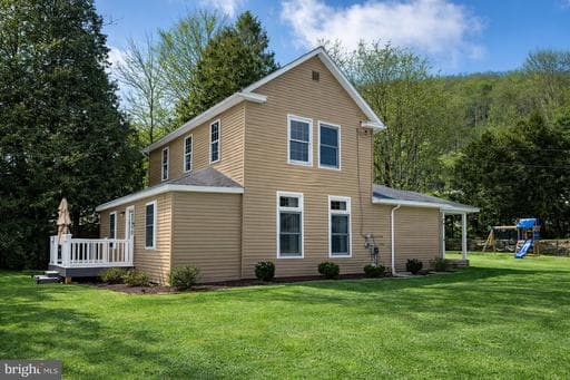 82 RAILROAD STREET - Photo 1
