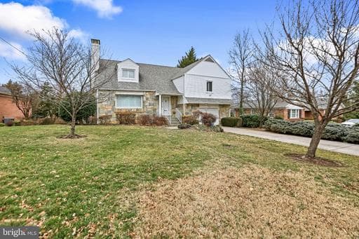 3906 Ridge Rd, Annandale, VA 22003-1833, United States - Photo 1