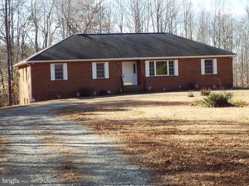 5545 Yanceyville Rd, Louisa, VA 23093-4250, United States - Photo 1