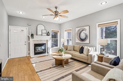 15 RITCHIE AVE,SILVER SPRING,MD,20910,MONTGOMERY