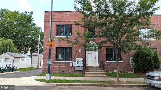 414 18TH STREET