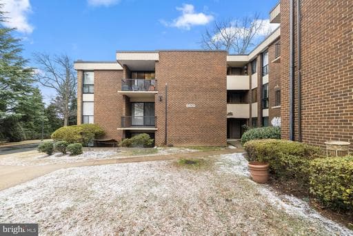 9820 Georgia Ave, Silver Spring, MD 20902-5231, United States