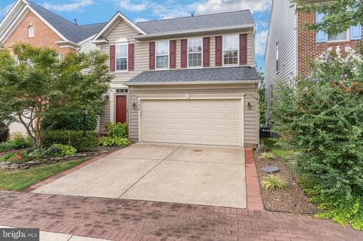 9028 Harrover Pl, Lorton, VA 22079-4702, United States - Photo 1