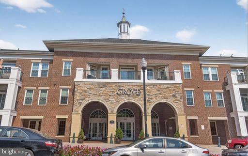 2465 ARMY NAVY DRIVE 1-405