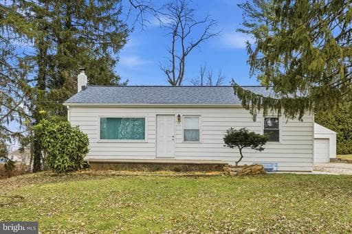 10 Matthews Ave, Cockeysville, MD 21030-2313, United States - Photo 1
