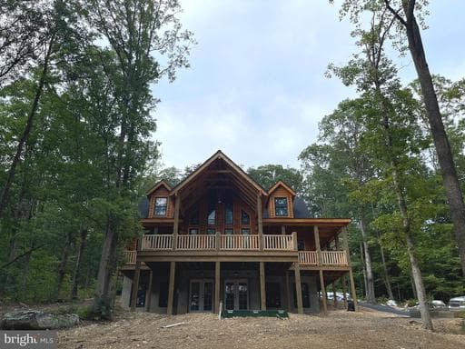 131 UPPER SPRINGS LN - Photo 1
