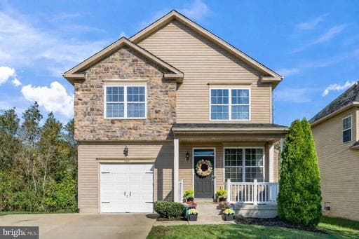 365 EQUESTRIAN WAY - Photo 1