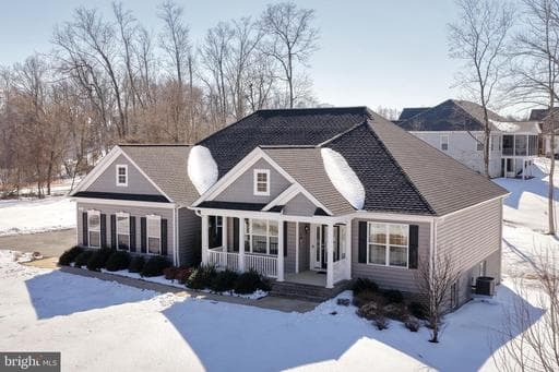 7653 KNOTTING HILL LANE - Photo 1