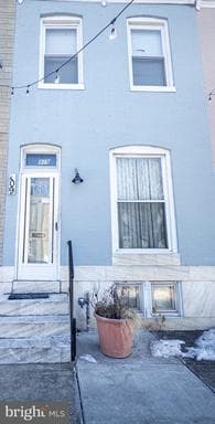 809 N MONTFORD AVENUE - Photo 1