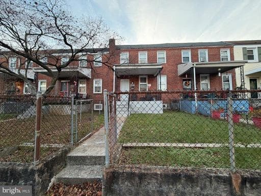 5356 CUTHBERT AVENUE - Photo 1