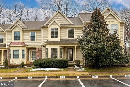 15761 Widewater Dr, Dumfries, VA 22025-1218, United States - Photo 1