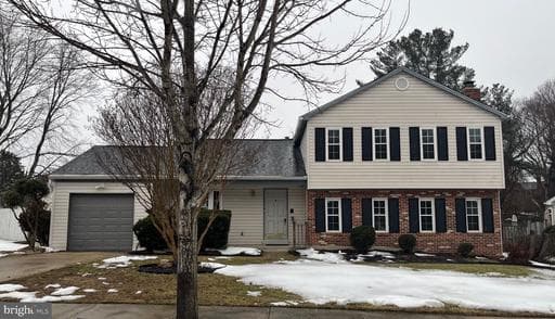 9005 ROLLINGWOOD - Photo 1