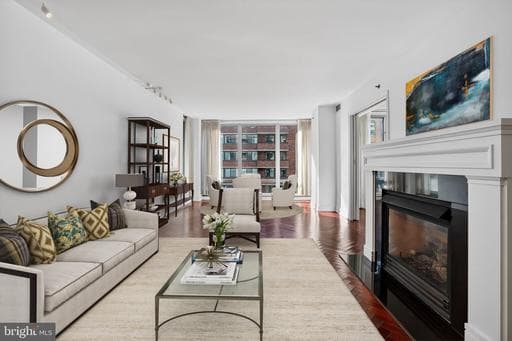 1155 23RD STREET 5D - Photo 1