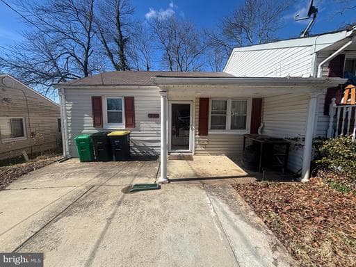 2308 TUEMMLER AVENUE - Photo 1