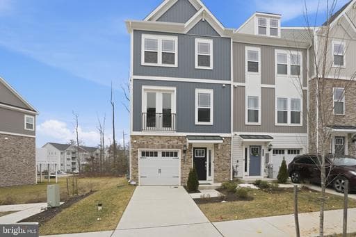 1810 BETTERTON ROAD - Photo 1