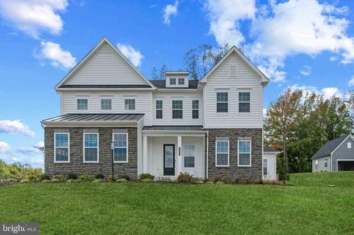 16502 GOLDEN CROWN DRIVE - Photo 1