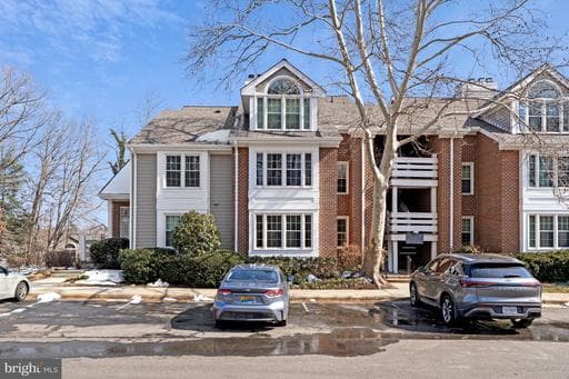 11144 Beaver Trail Ct, Reston, VA 20191-4318, United States