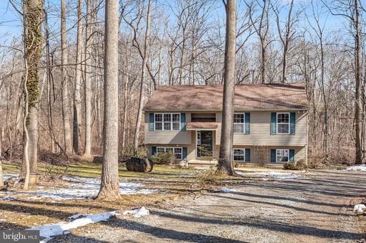 497 RAGAN ROAD - Photo 1