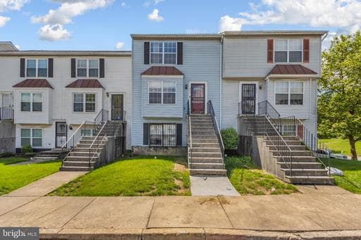 6805 Milltown Ct, District Heights, MD 20747-1753, United States - Photo 1