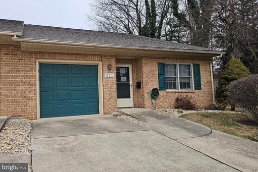 313 SUNBROOK LANE 95 - Photo 1