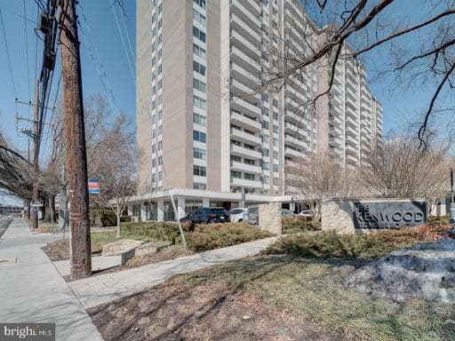 5101 RIVER ROAD 411