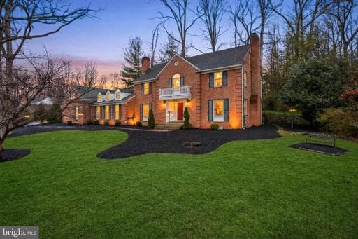 9460 Tobin Cir, Potomac, MD 20854-4544, United States - Photo 1