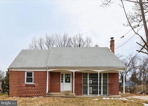 7504 GRANGE HALL DRIVE - Photo 1