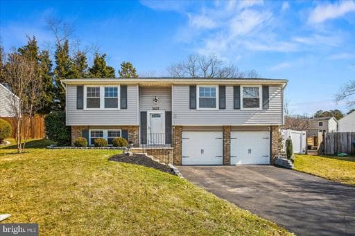 5829 PARAKEET DRIVE - Photo 1