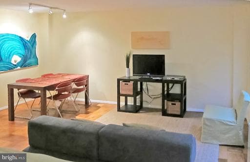 2030 F St NW, Washington, DC 20006-4223, United States - Photo 1