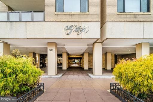 800 25th St NW, Washington, DC 20037-2208, United States - Photo 1