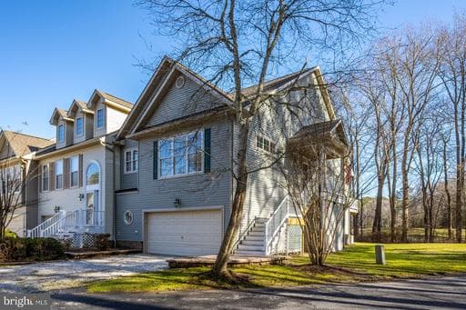 102 HINGHAM LANE 27 - Photo 1
