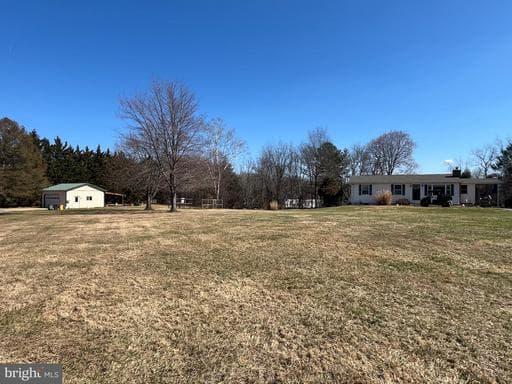4601 LYNN BURKE ROAD - Photo 1