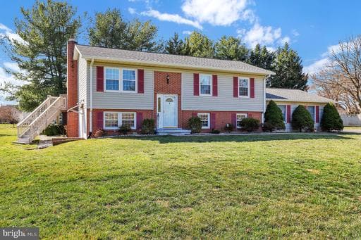 5709 ADAMSTOWN ROAD - Photo 1