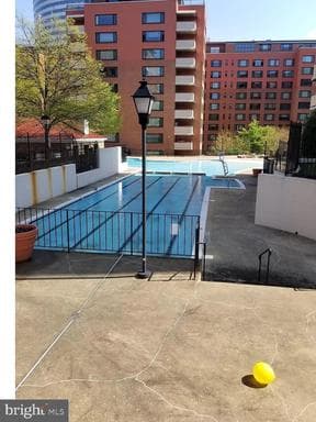 1011 ARLINGTON BOULEVARD 517