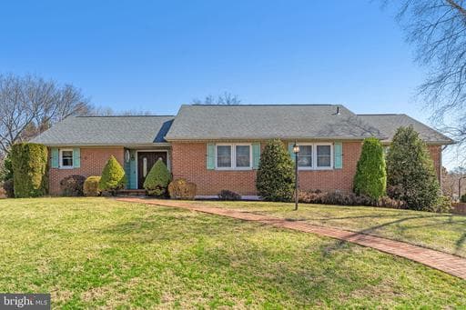 308 RIDGE AVENUE - Photo 1
