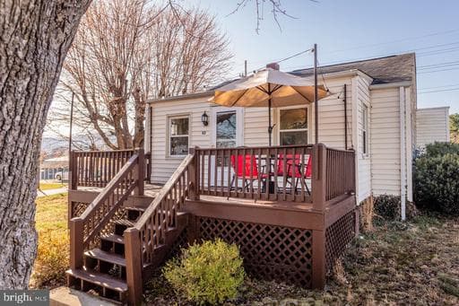82 ROSSER DRIVE - Photo 1