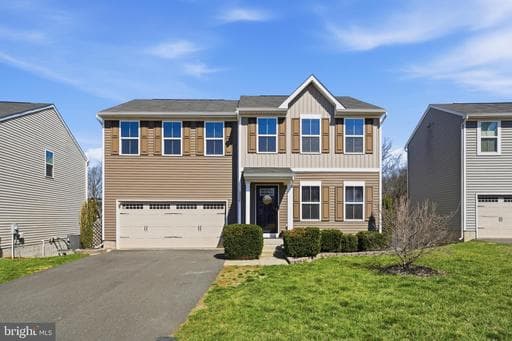 5026 GODWINS LANDING DRIVE - Photo 1