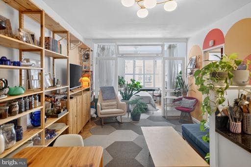 1 SCOTT CIRCLE 106 - Photo 1