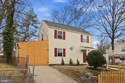 2403 GREELEY PLACE - Photo 1