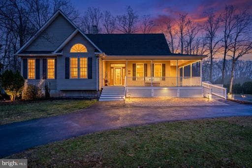 25 Tara Woods Dr, Bumpass, VA 23024-4931, United States - Photo 1