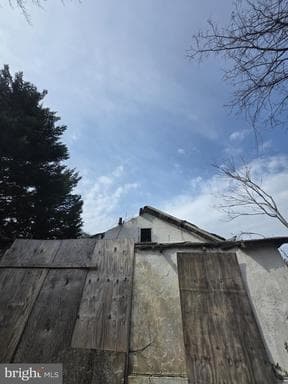 714 32ND STREET - Photo 1