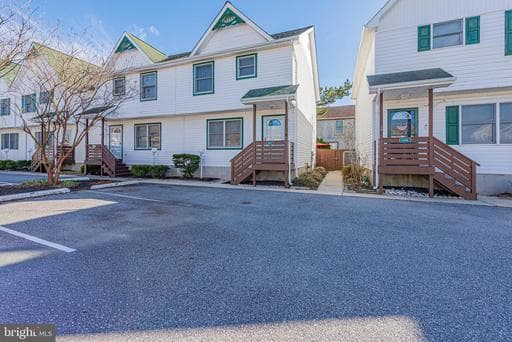 135 CAPTAINS QUARTERS ROAD