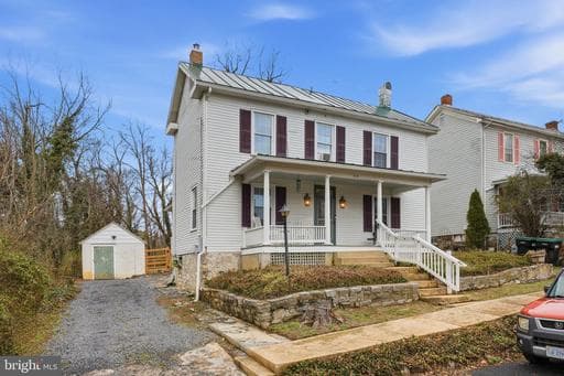 219 N CHURCH STREET - Photo 1