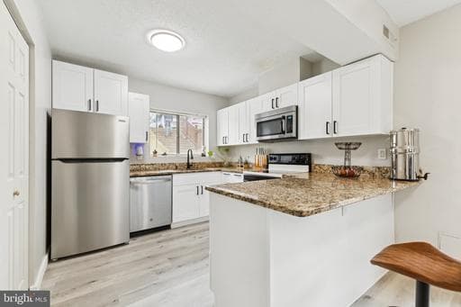 2140 Gunsmith Ter, Woodbridge, VA 22191-3914, United States
